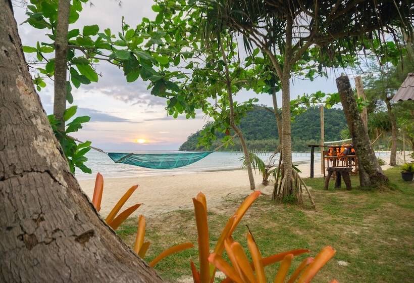 هتل I Lay House Koh Kood