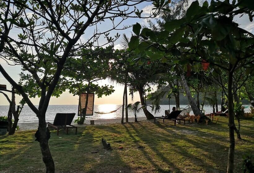 هتل I Lay House Koh Kood