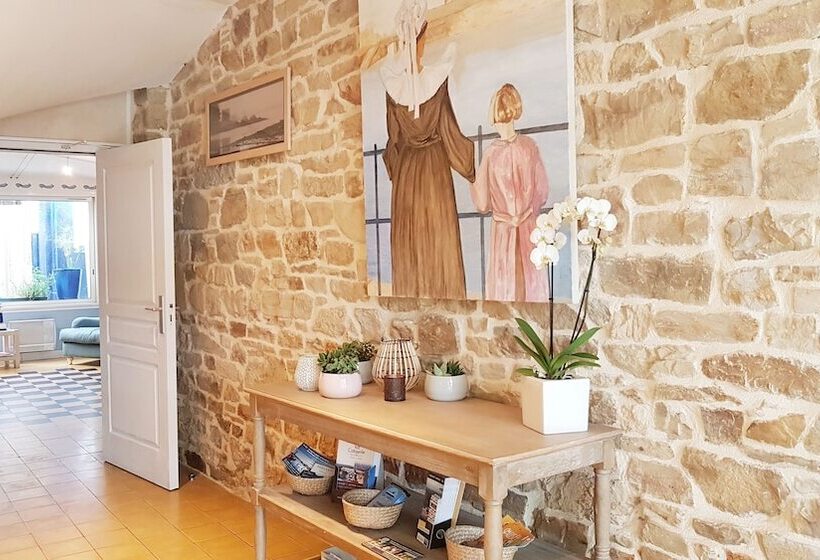 هتل Hôtel De La Presqu Ile