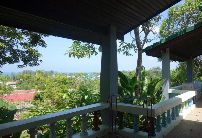 هتل Khaolak Hillside Villa