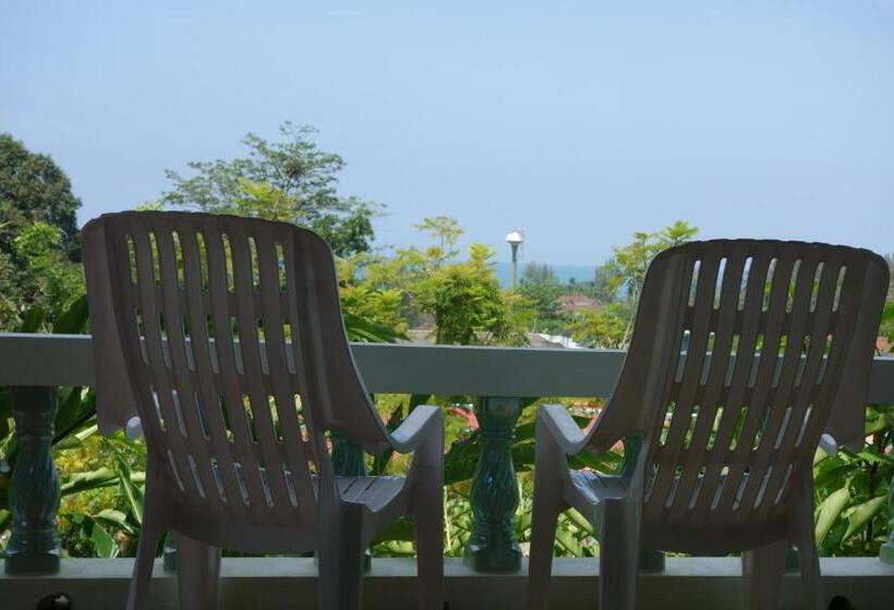 هتل Khaolak Hillside Villa