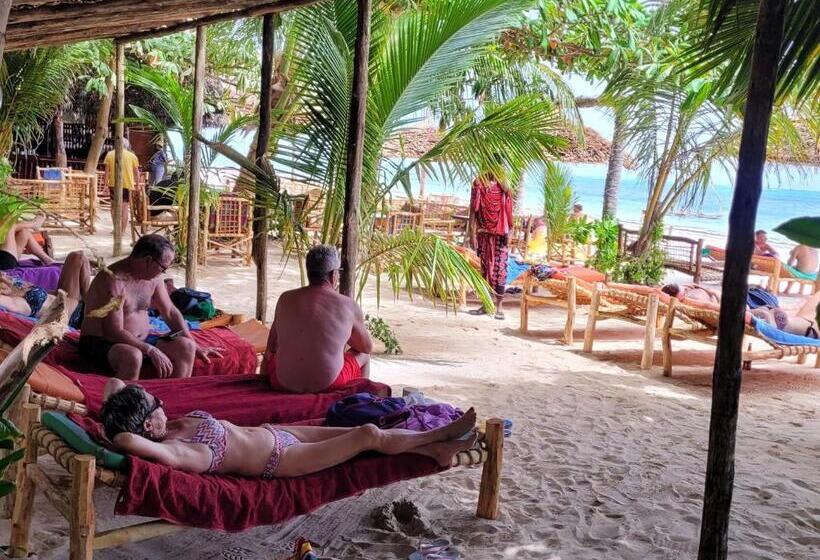 هتل Sipano Beach Lodge Kiwengwa