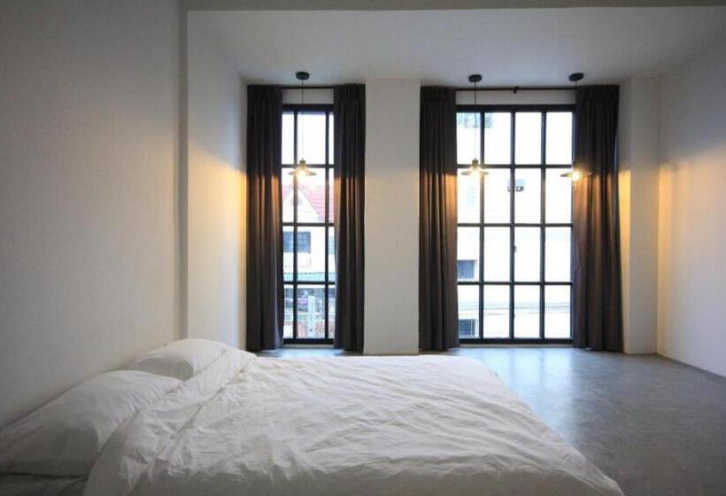L22 Hostel