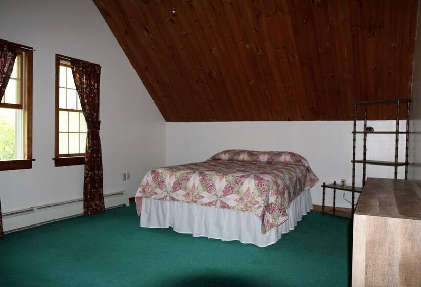 مُتل Sara Placid Inn & Suites
