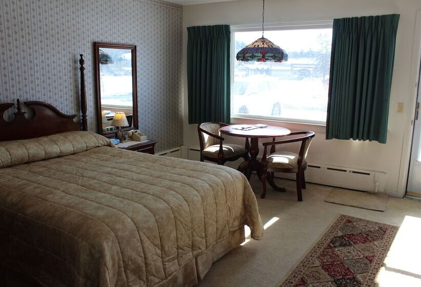 مُتل Sara Placid Inn & Suites