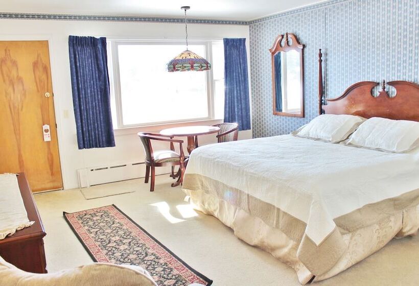 مُتل Sara Placid Inn & Suites