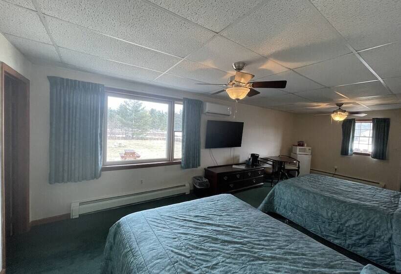 مُتل Sara Placid Inn & Suites