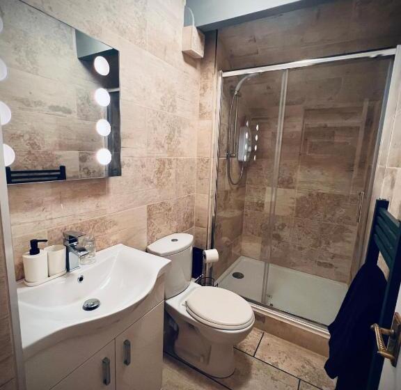 پانسیون Ashleigh House