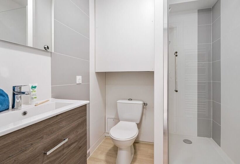 住所  Résidence Pierre & Vacances La Voile D Or