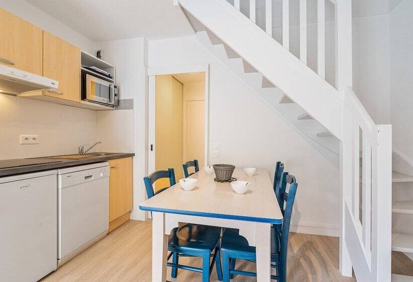 住所  Résidence Pierre & Vacances La Voile D Or