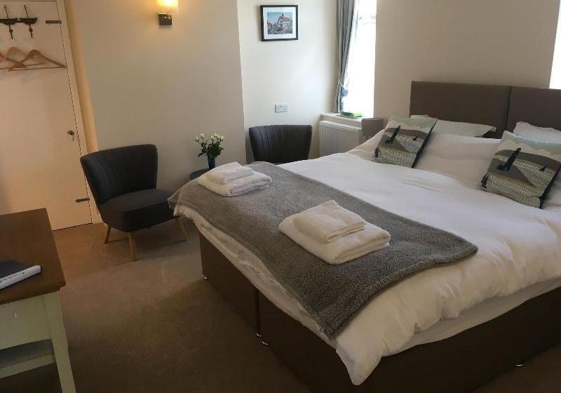 Tors Top Bed And Breakfast