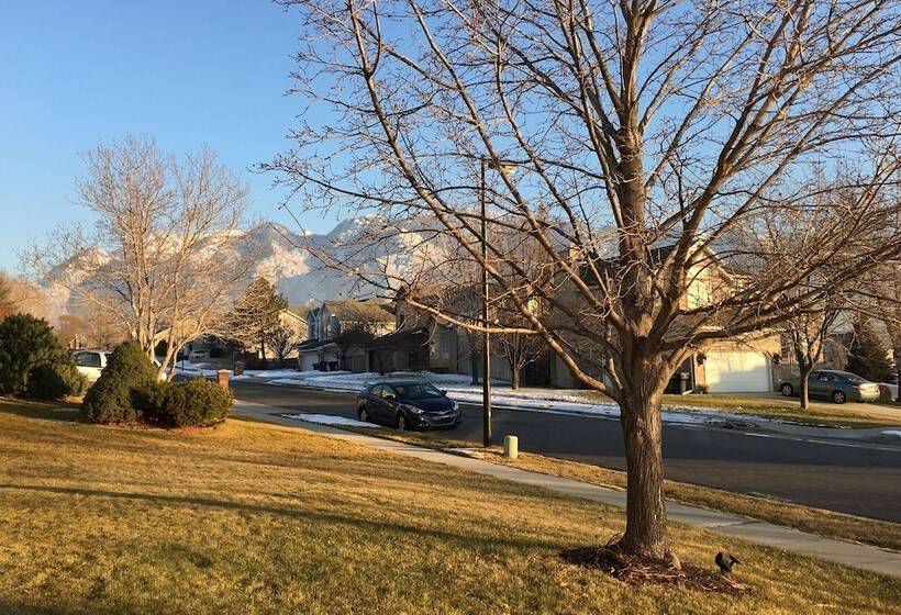 Utah Ski House, サンディ Destiniaでお得な割安購入