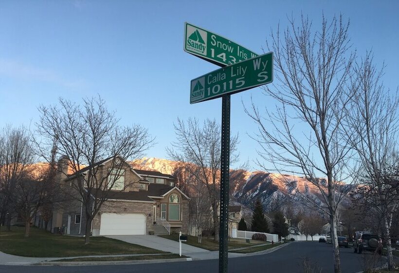 Utah Ski House, サンディ Destiniaでお得な割安購入