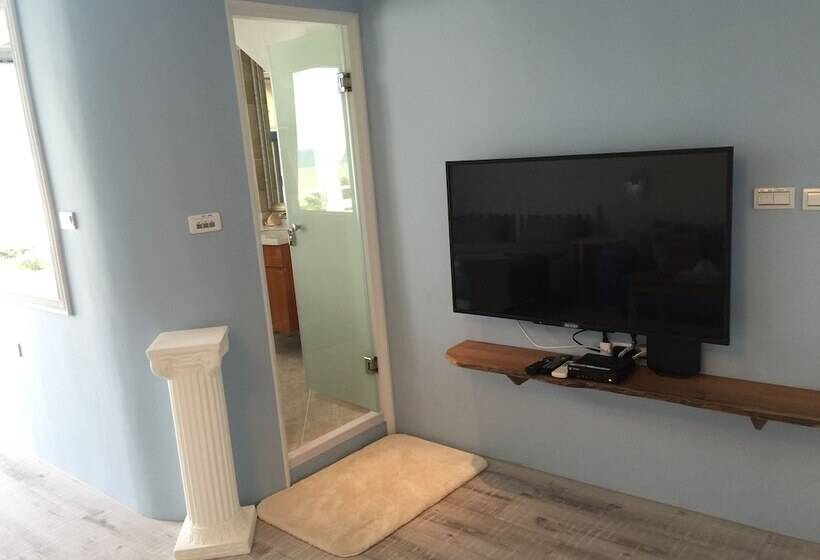 تختخواب و صبحانه Summerwings