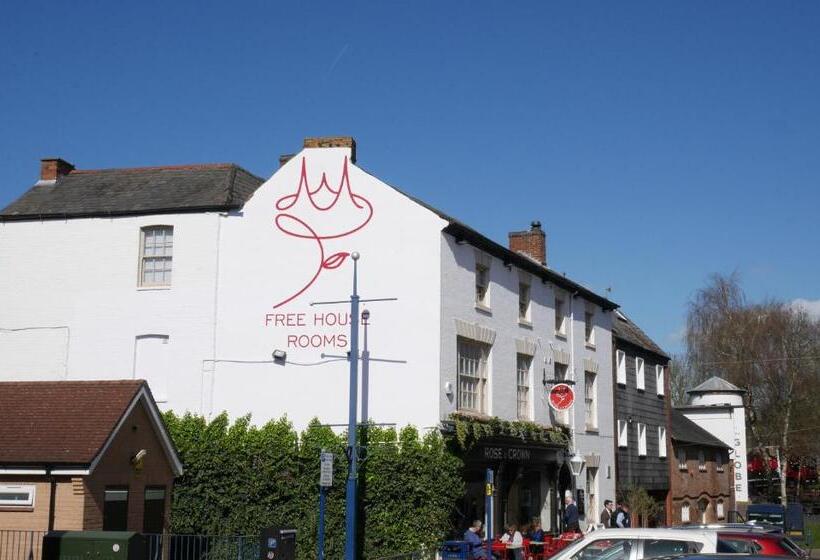 مسافرخانه The Rose And Crown