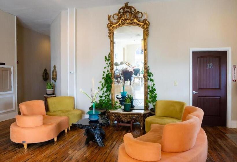 בית מלון כפרי Oakpak Inns   Enjoy All Inclusive Snack Beverages Wine & Beer During The Stay