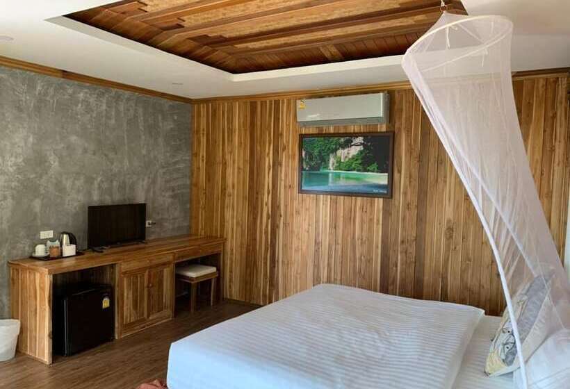 هتل Thiw Son Beach Resort