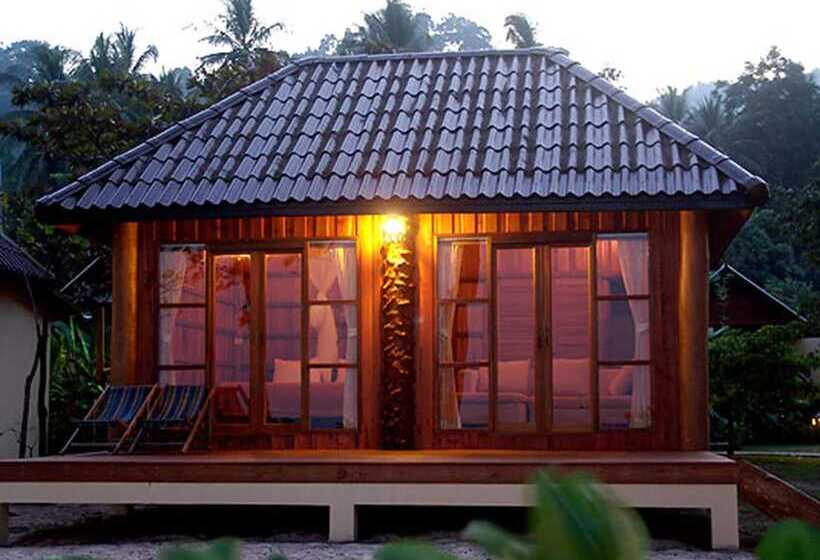 هتل Thiw Son Beach Resort