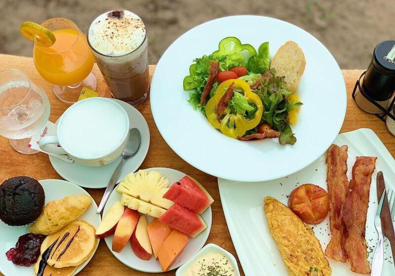 هتل Thiw Son Beach Resort