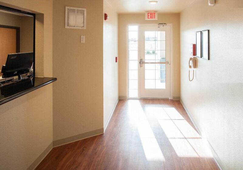 هتل Woodspring Suites San Angelo