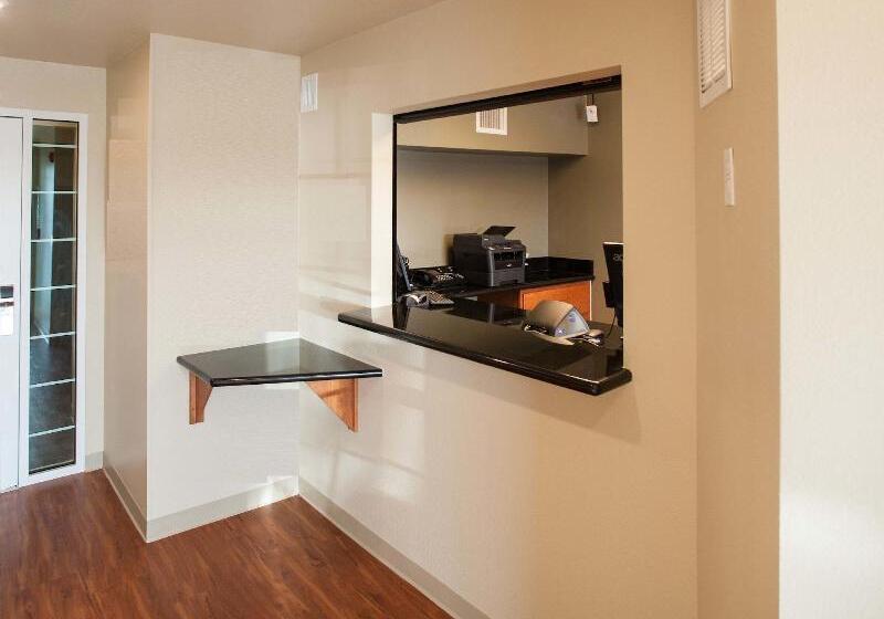 هتل Woodspring Suites San Angelo