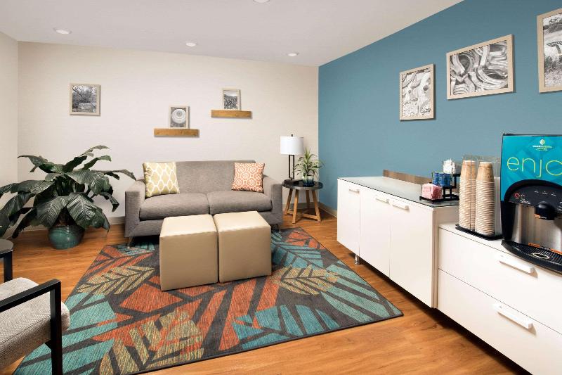 هتل Woodspring Suites San Angelo