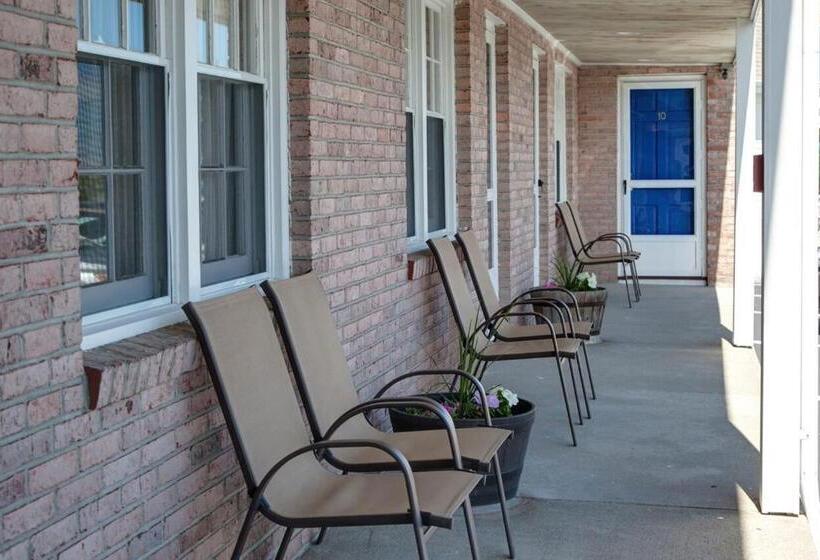 مُتل Cape Cod Harbor House Inn