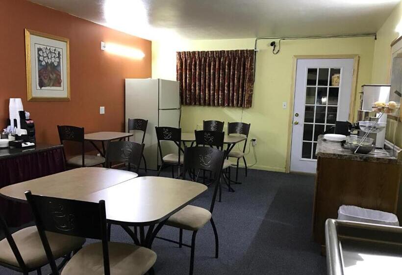 모텔 Shamrock Country Inn