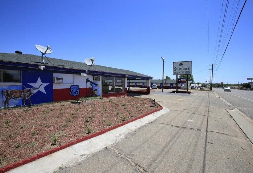 汽车旅馆  Shamrock Country Inn