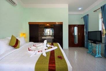 پانسیون Hoi An Sea Sunset Villa & Bar
