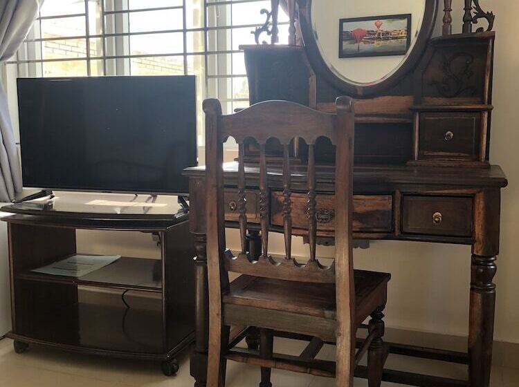 پانسیون Three Palms Homestay