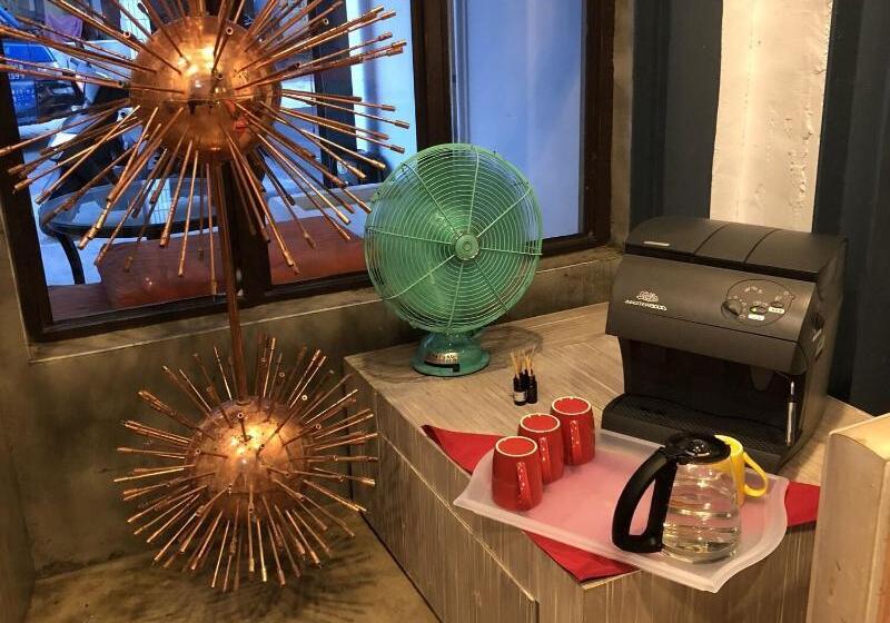 پانسیون Zozola