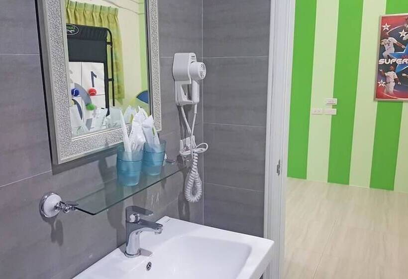 تختخواب و صبحانه Sports Home