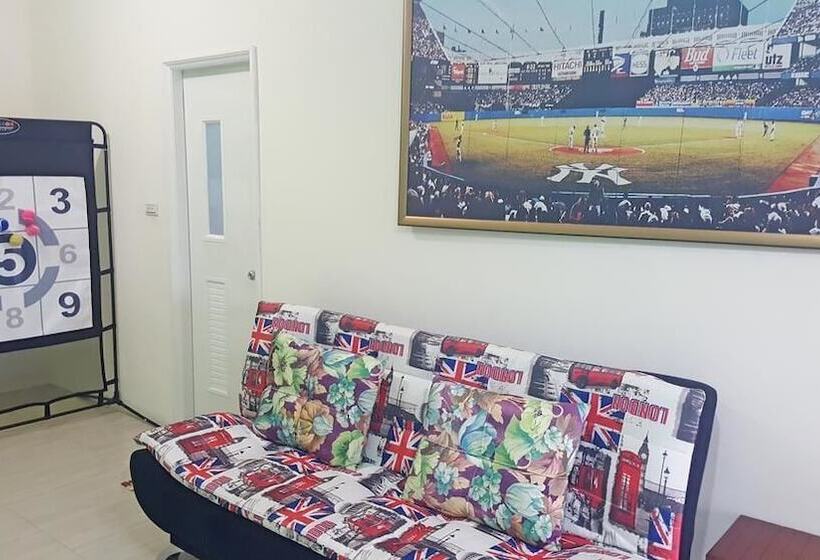 تختخواب و صبحانه Sports Home