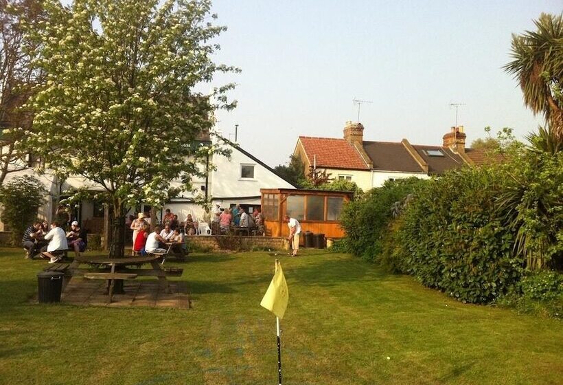 The White Hart Inn
