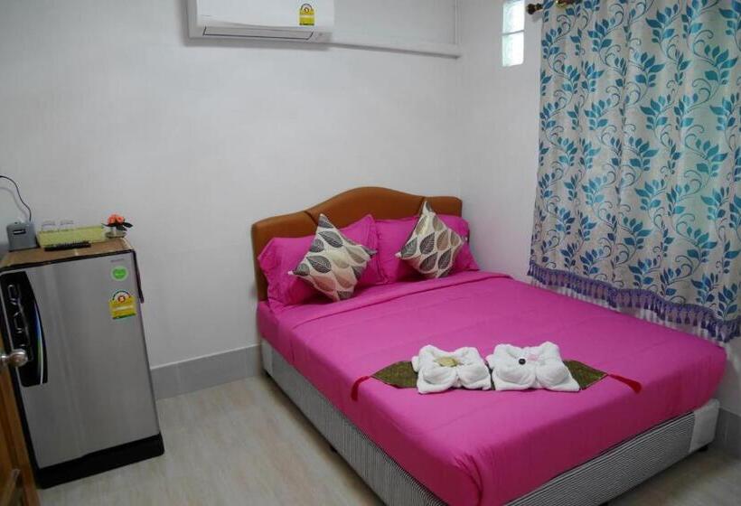 هاستل Nawee Guesthouse Sairee