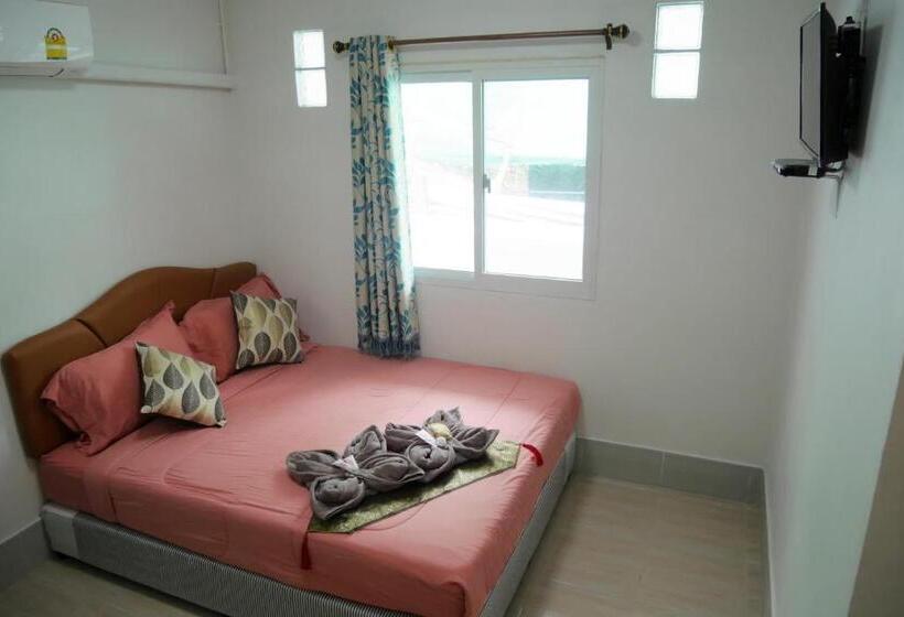 هاستل Nawee Guesthouse Sairee