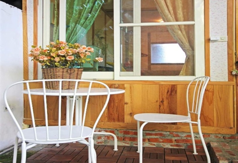 تختخواب و صبحانه Home Of The Fireflies