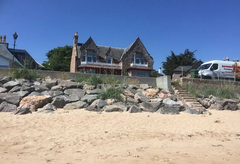 تختخواب و صبحانه Tigh Na Mara Guest House Rosemarkie  Breakfast Optional