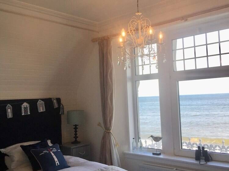 تختخواب و صبحانه Tigh Na Mara Guest House Rosemarkie  Breakfast Optional