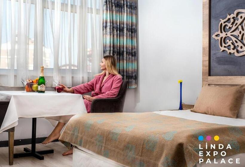 هتل Linda Expo Palace