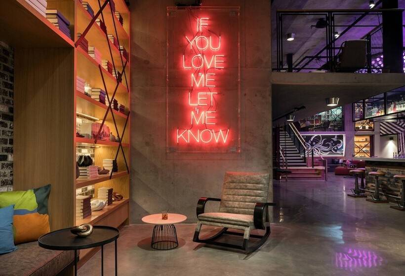 هتل Moxy San Diego Gaslamp Quarter