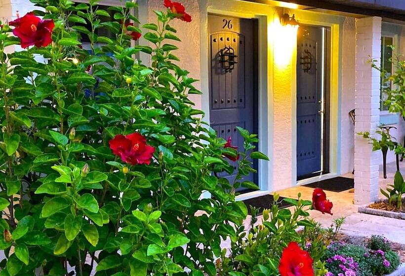 فندق Retreat At Crystal Manatee