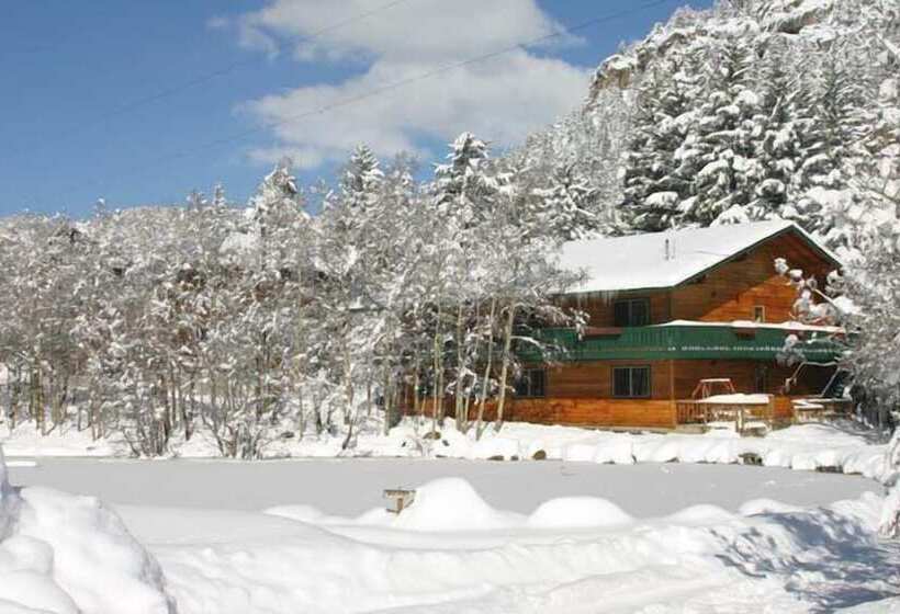 호텔 Riverside Lodge & Retreat