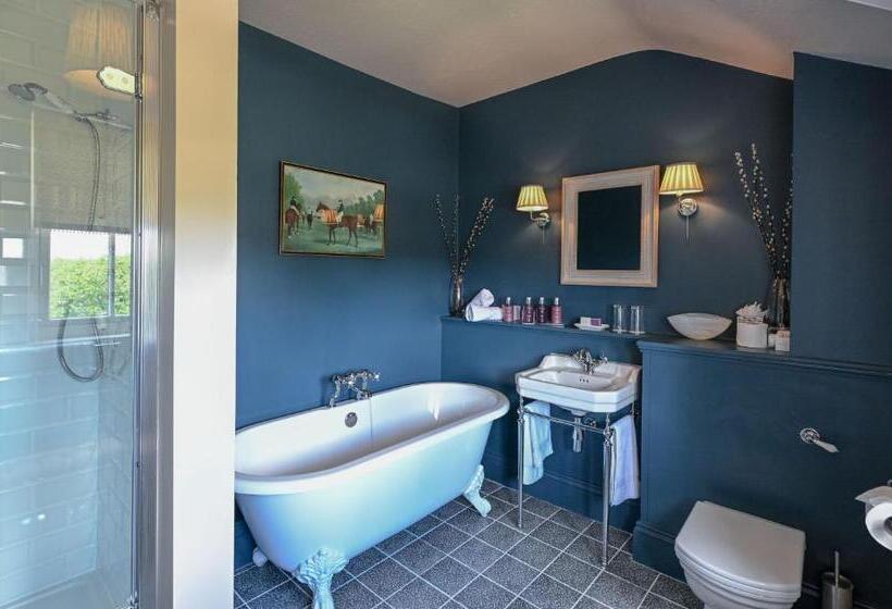 هتل The Jockey Club Rooms