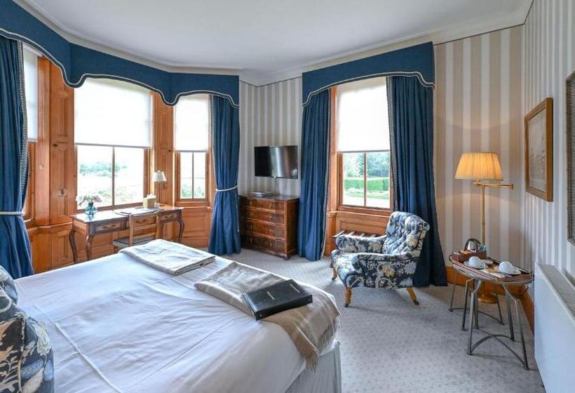 هتل The Jockey Club Rooms