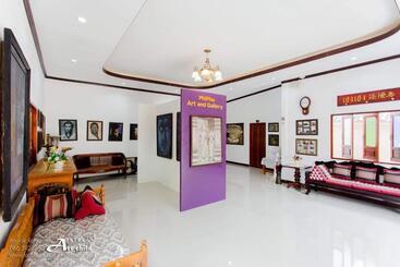 پانسیون Phiphu Art And Gallery Boutique Sukhothai