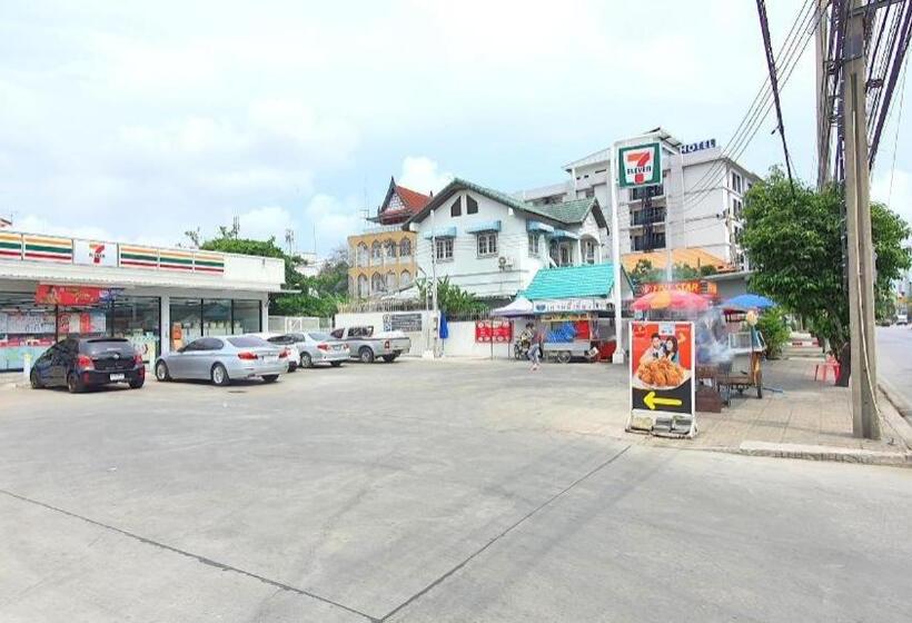 Baan Paknam