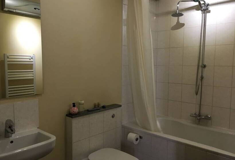 Bed and Breakfast Hôtel De Cours De Thomazeau
