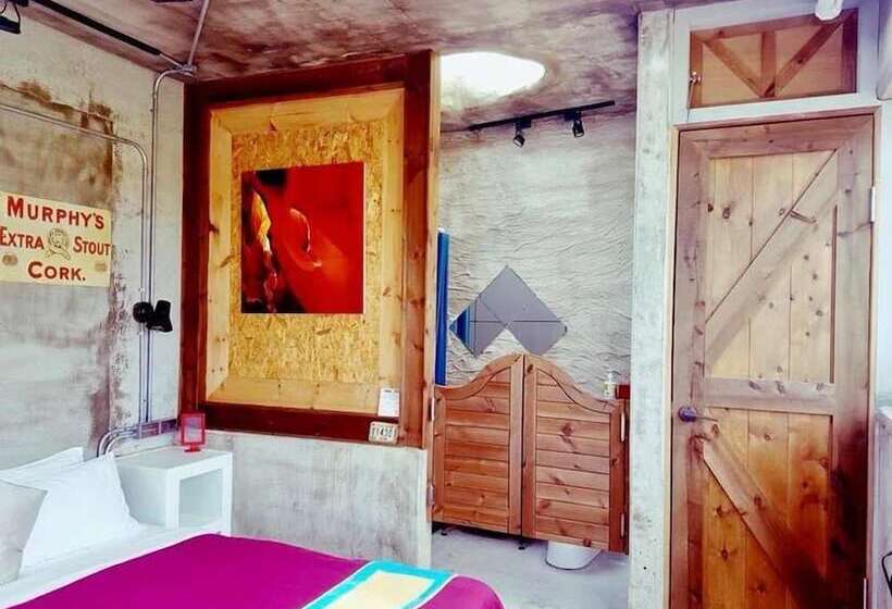 تختخواب و صبحانه Kenting Sky Villa